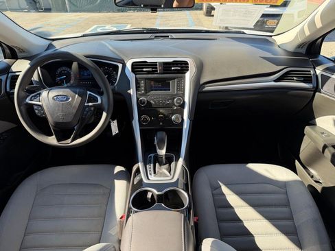 Used 2014 Ford Fusion S image 23