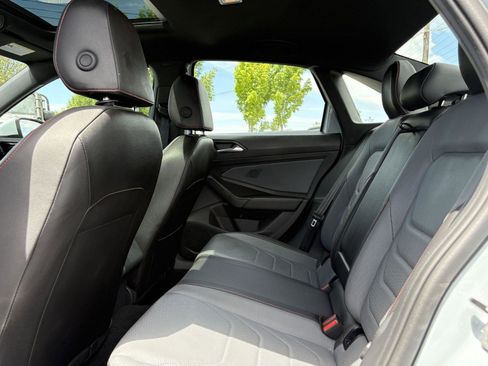 Used 2025 Volkswagen Jetta GLI Autobahn FWD image 18