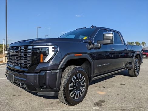 Used 2025 GMC Sierra 2500 Denali Ultimate image 67