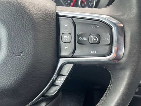 Used 2025 RAM 1500 Laramie AWD/4WD image 21