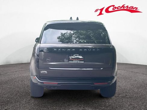 Used 2025 Land Rover Range Rover SE AWD/4WD image 8
