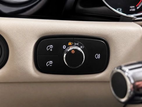 Used 2017 Bentley Flying Spur S V8 AWD/4WD image 35