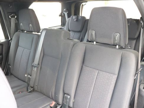 Used 2015 Ford Expedition XLT AWD/4WD image 29