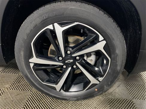 Used 2023 Chevrolet TrailBlazer RS w/ Convenience Package image 10