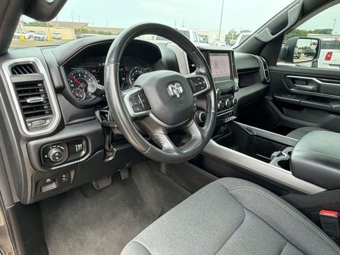 Used 2022 RAM 1500 Big Horn AWD/4WD image 4