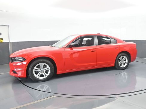Used 2023 Dodge Charger SXT image 2