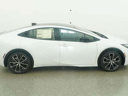 New 2026 Toyota Prius Limited FWD image 11
