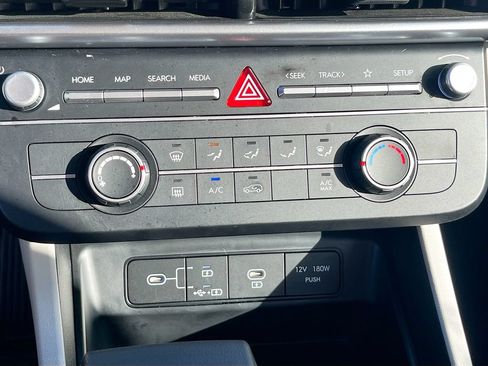Used 2026 Hyundai Tucson SE AWD/4WD image 16