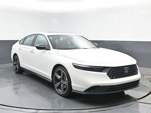 New 2026 Honda Accord SE image 2