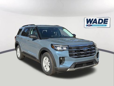 New 2026 Ford Explorer Active w/ Active Comfort Package RWD image 3