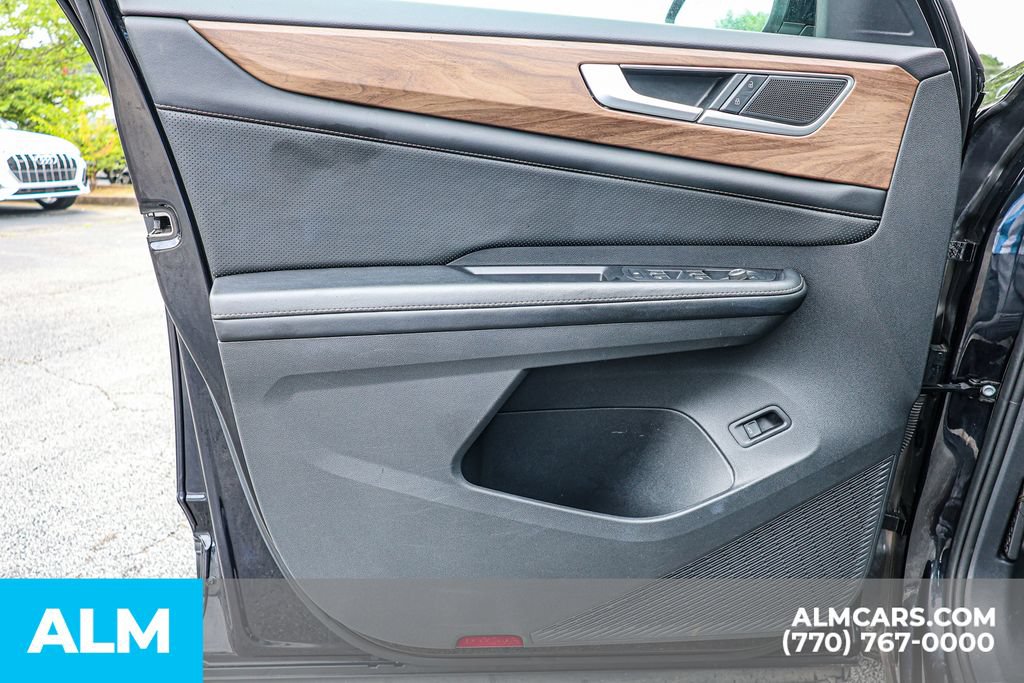Used 2024 Volkswagen Atlas SE FWD image 45