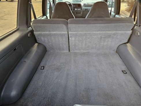 Used 1994 Ford Explorer 4WD 4-Door image 7