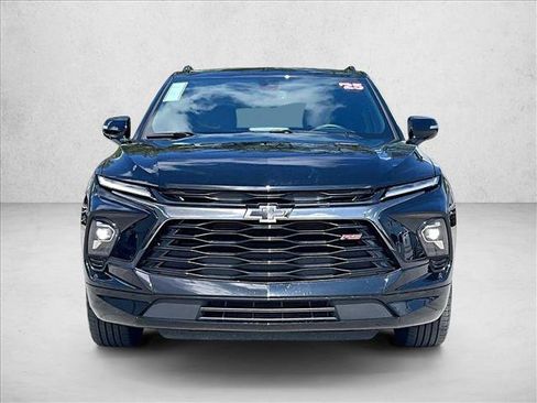 Used 2025 Chevrolet Blazer RS FWD image 3