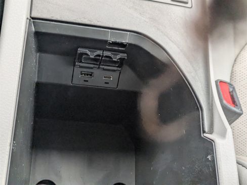 Used 2024 Toyota Camry XSE image 22