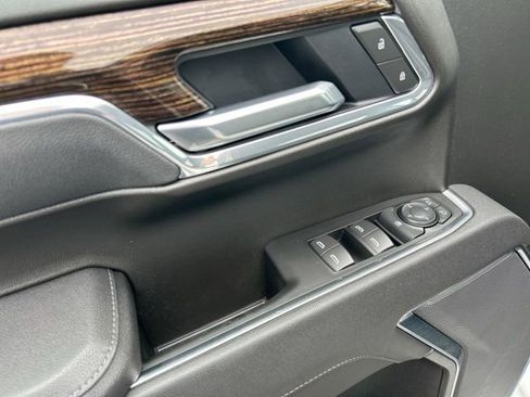 New 2026 GMC Sierra 1500 SLE image 22