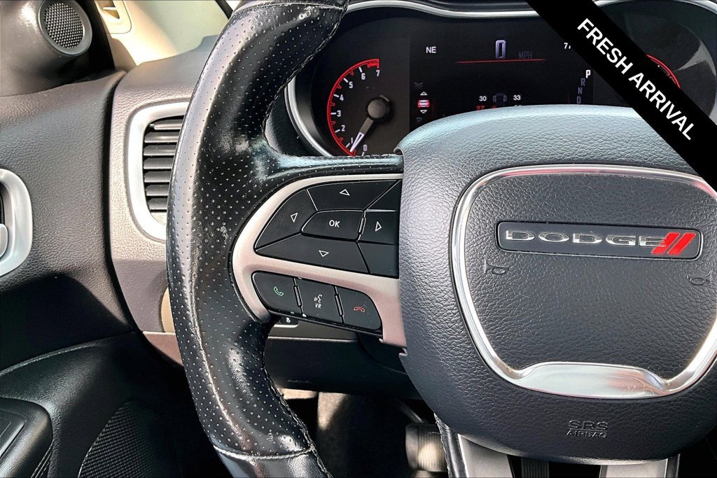 Used 2020 Dodge Durango SXT w/ 3rd Row Seating Group RWD image 16