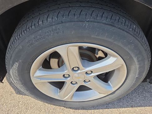 Used 2021 Chevrolet Malibu LS FWD image 18