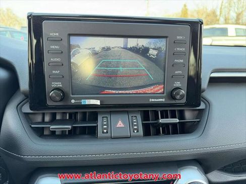 Certified 2022 Toyota RAV4 XLE Premium image 8