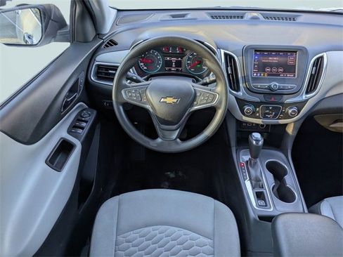 Used 2020 Chevrolet Equinox LS image 17
