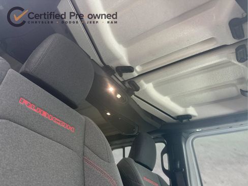 Certified 2025 Jeep Wrangler Unlimited Rubicon AWD/4WD image 18