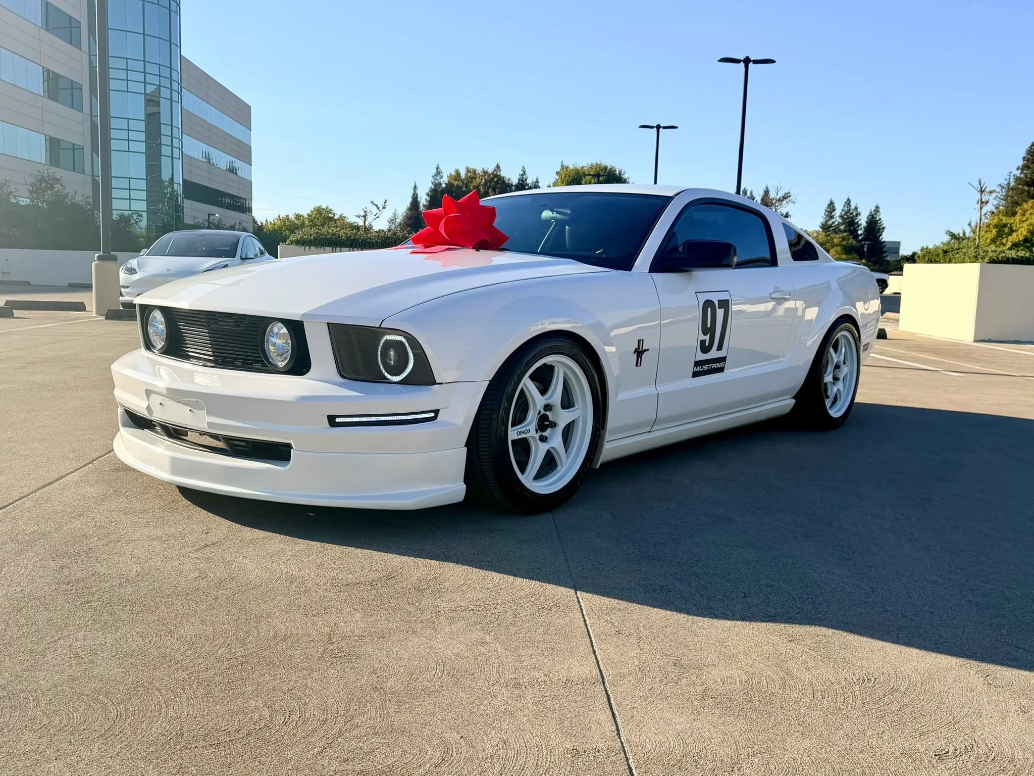 Used 2007 Ford Mustang Premium RWD image 8