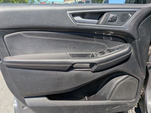 Used 2024 Ford Edge Titanium AWD/4WD image 14