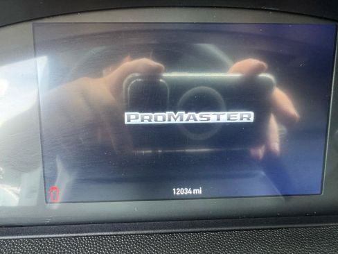 Used 2025 RAM ProMaster 2500 w/ U-Haul Equipment Group FWD image 20