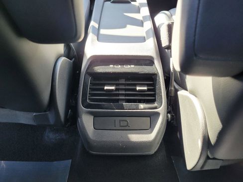 Certified 2022 Volkswagen ID.4 Pro S image 18