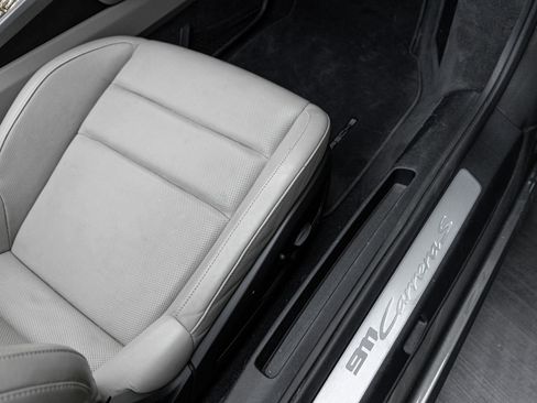 Certified 2020 Porsche 911 Carrera S RWD image 41