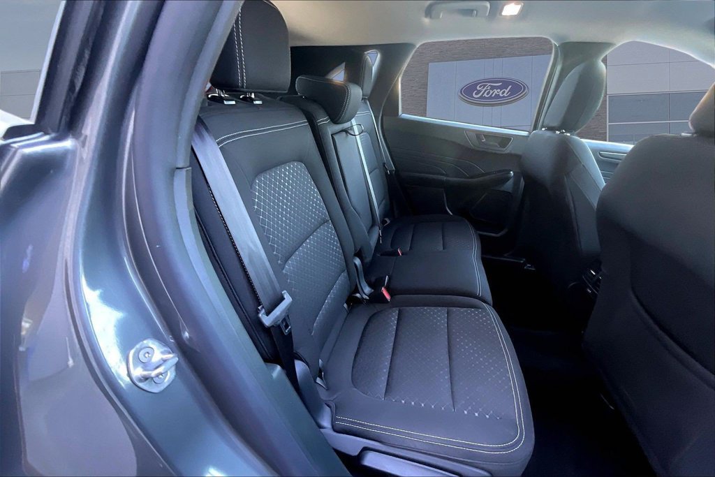Certified 2025 Ford Escape Active AWD/4WD image 25
