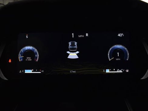 New 2025 Jeep Grand Cherokee Limited image 15