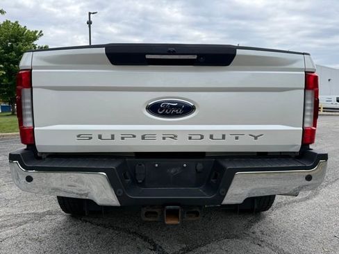 Used 2019 Ford F250 Lariat w/ Lariat Ultimate Package AWD/4WD image 4