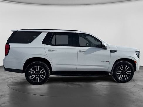 Used 2024 GMC Yukon AT4 AWD/4WD image 16
