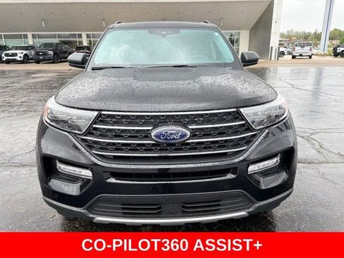 Used 2023 Ford Explorer XLT w/ Equipment Group 202A AWD/4WD image 12
