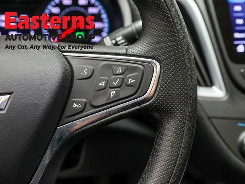 Used 2024 Chevrolet Malibu LT image 16