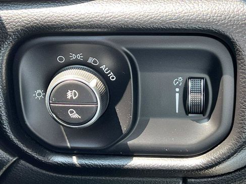 Used 2026 RAM 2500 Big Horn AWD/4WD image 18