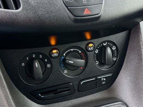 Used 2015 Ford Transit Connect XL image 14