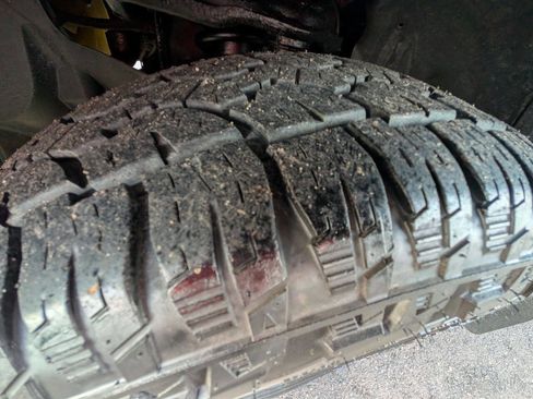 Used 2010 Ford Explorer Sport Trac XLT image 10