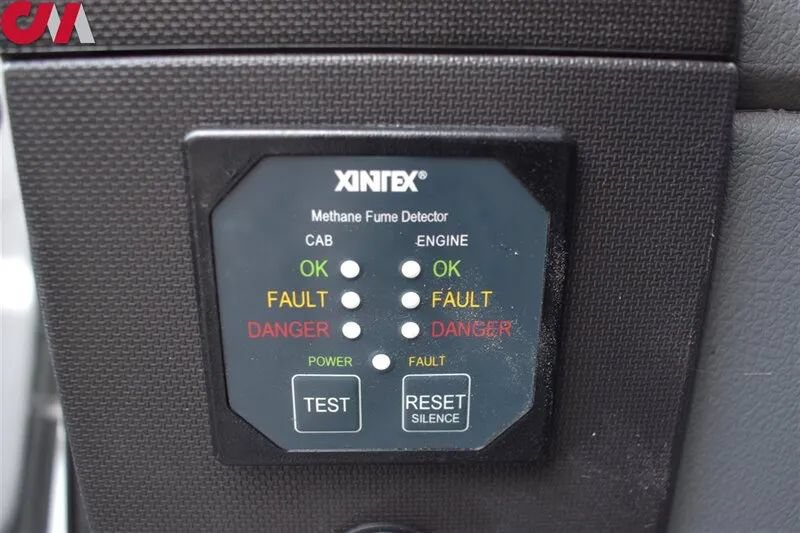 Used 2016 Ford F550 4x4 Regular Cab Super Duty image 13