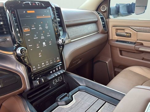 Used 2022 RAM 2500 Limited AWD/4WD image 19