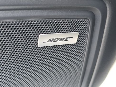 Certified 2026 Porsche Macan AWD/4WD image 25