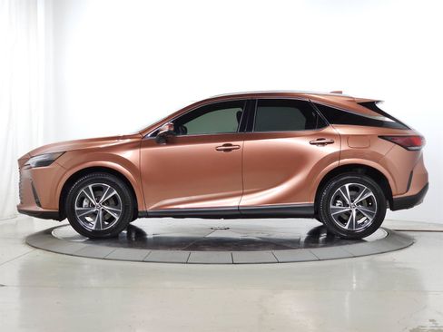 Used 2024 Lexus RX 350 Premium w/ Convenience Package FWD image 4