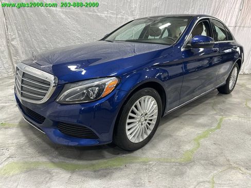 Used 2017 Mercedes-Benz C 300 4MATIC Sedan image 1