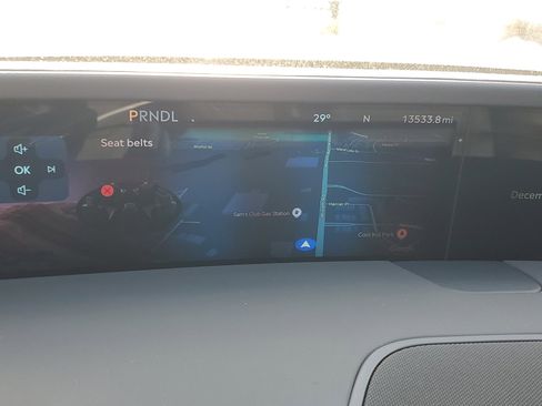 Certified 2024 Lincoln Nautilus Reserve w/ Equipment Group 203A image 16