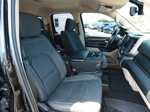 Used 2019 RAM 1500 Big Horn AWD/4WD image 28