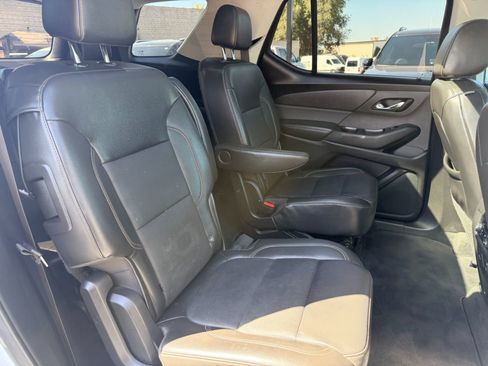 Used 2020 Chevrolet Traverse Premier AWD/4WD image 29