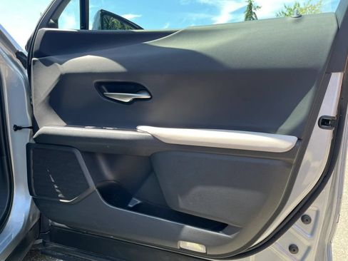 Used 2023 Lexus UX 250h AWD w/ Accessory Package (Z2) image 19