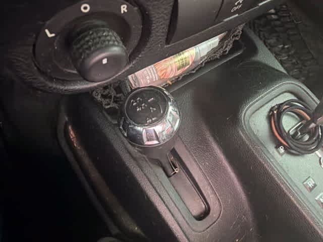 Used 2013 Jeep Wrangler Unlimited Sport AWD/4WD image 23
