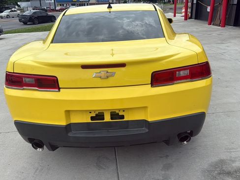 Used 2015 Chevrolet Camaro LT RWD image 21