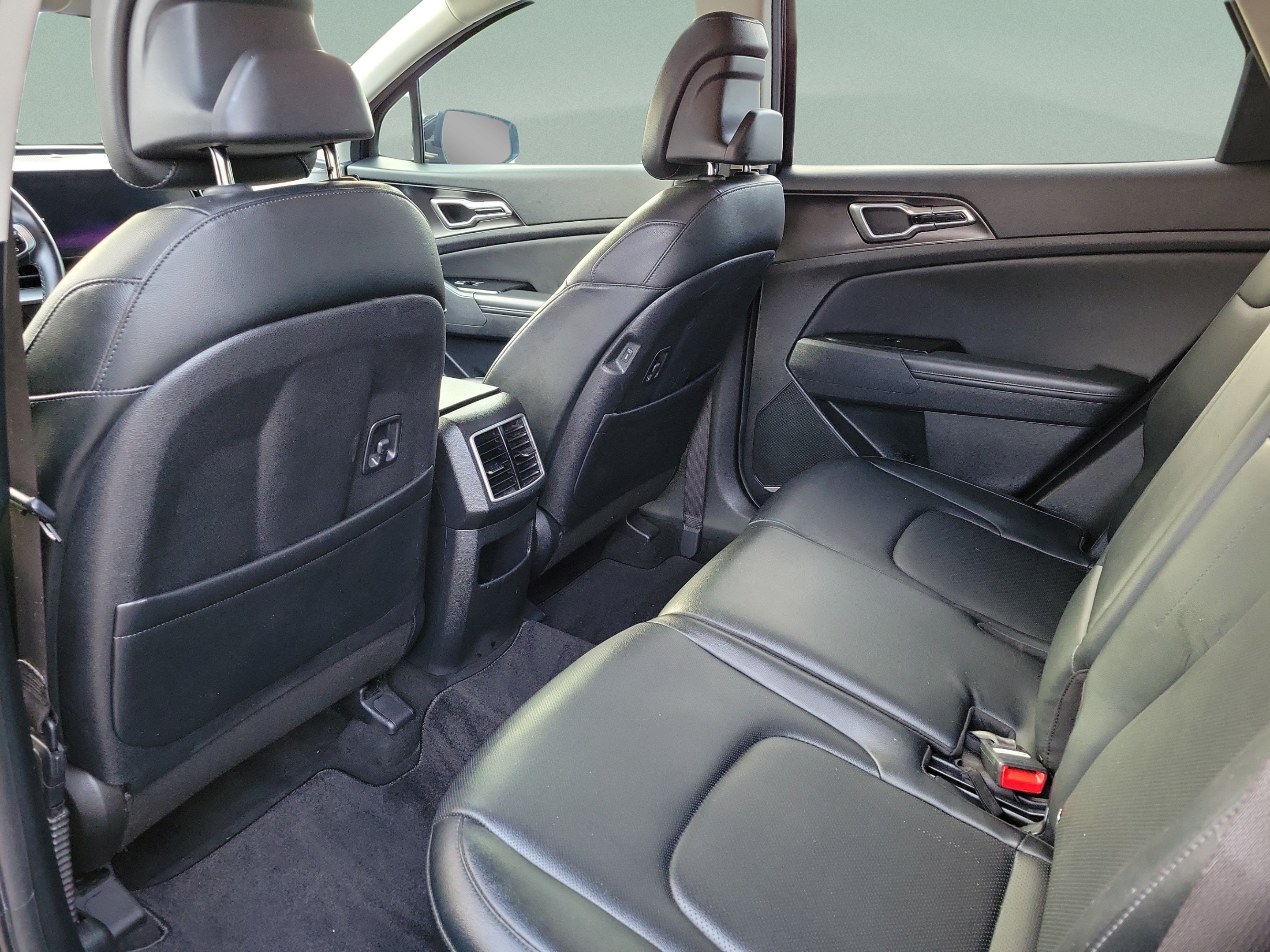 Certified 2023 Kia Sportage EX FWD image 6